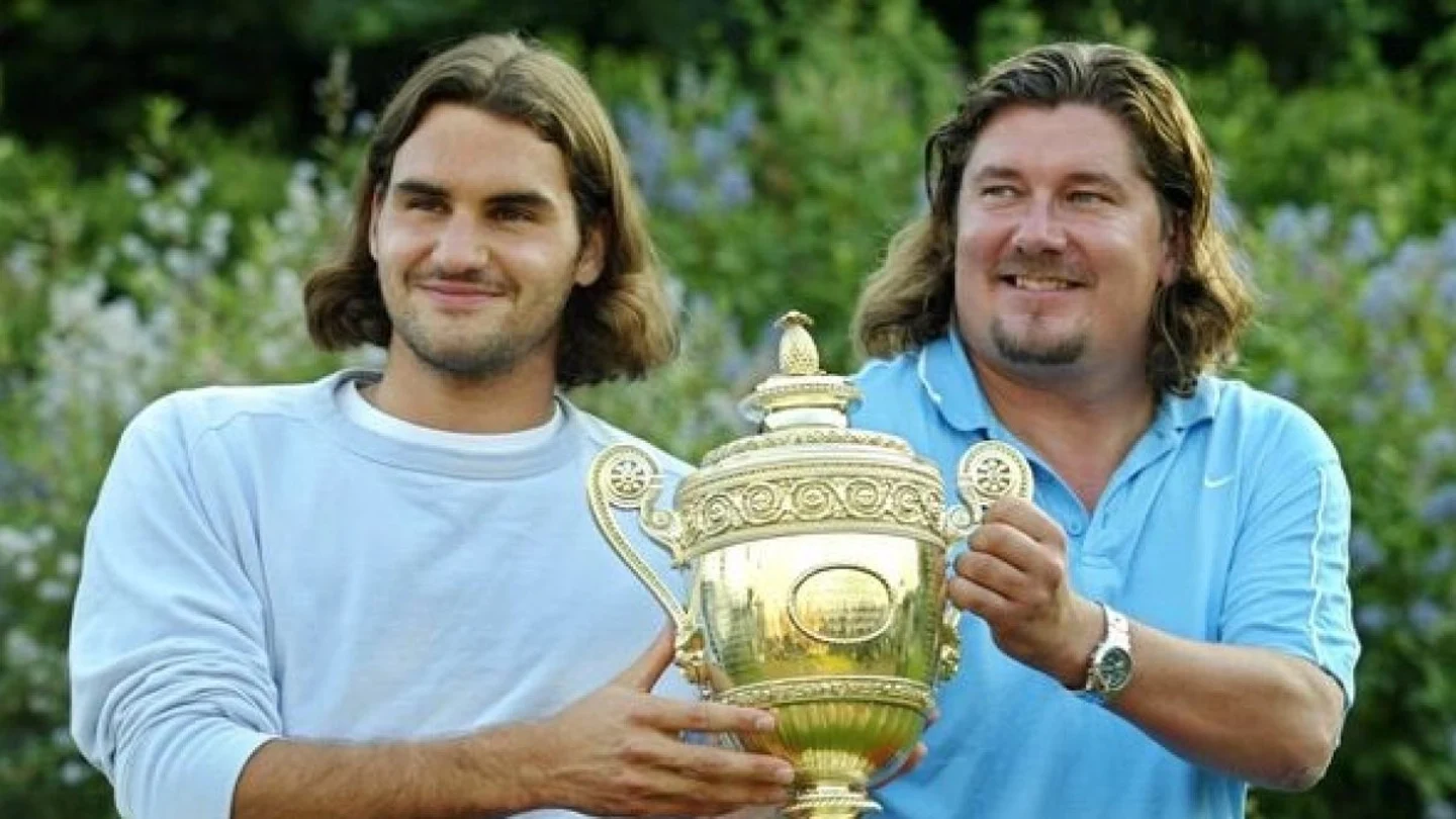 Roger Federer y Peter Lundgren Roger Federer y Peter Lundgren