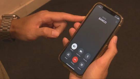 Llamada telefónica de un banco Llamada telefónica de un banco