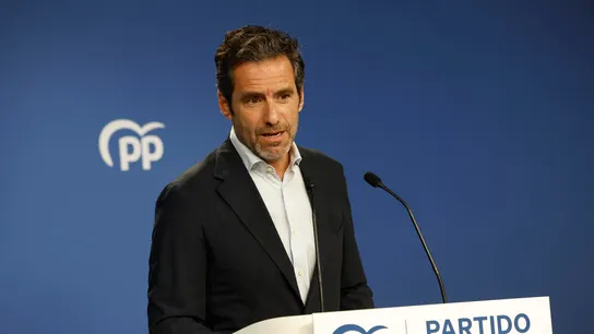 El portavoz del PP, Borja Sémper, durante la rueda de prensa ofrecida este lunes en la sede de la calle Génova. El portavoz del PP, Borja Sémper, durante la rueda de prensa ofrecida este lunes en la sede de la calle Génova.