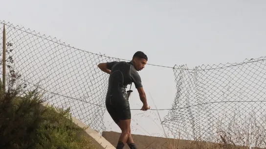 Imagen de migrantes llegando a Ceuta. Imagen de migrantes llegando a Ceuta.