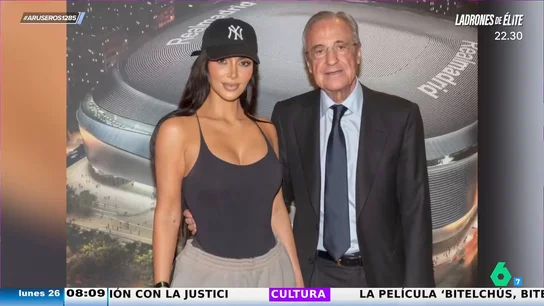 Aruser@s - Programa 1285 (26-08-24) Los gritos de Kim Kardashian cuando su hijo salta al campo de fútbol del Bernabéu de la mano de Vinícius Junior Aruser@s - Programa 1285 (26-08-24) Los gritos de Kim Kardashian cuando su hijo salta al campo de fútbol del Bernabéu de la mano de Vinícius Junior