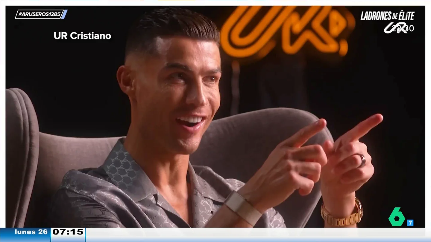 Cristiano Ronaldo se estrena como 'youtuber' con 'UR', su nuevo canal: "Es una forma de estar más cerca de mi gente" Cristiano Ronaldo se estrena como 'youtuber' con 'UR', su nuevo canal: "Es una forma de estar más cerca de mi gente"