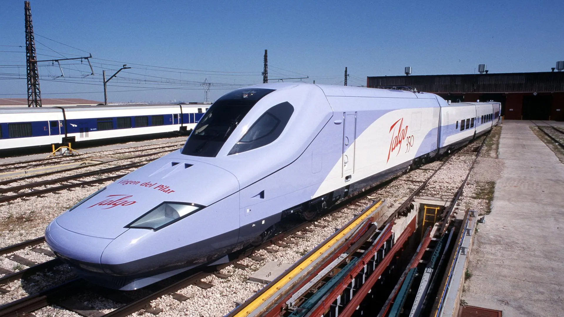 Imagen de archivo de una unidad del Talgo 350.