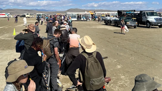 La Policía investiga la muerte de una mujer el primer día del festival Burning Man La Policía investiga la muerte de una mujer el primer día del festival Burning Man