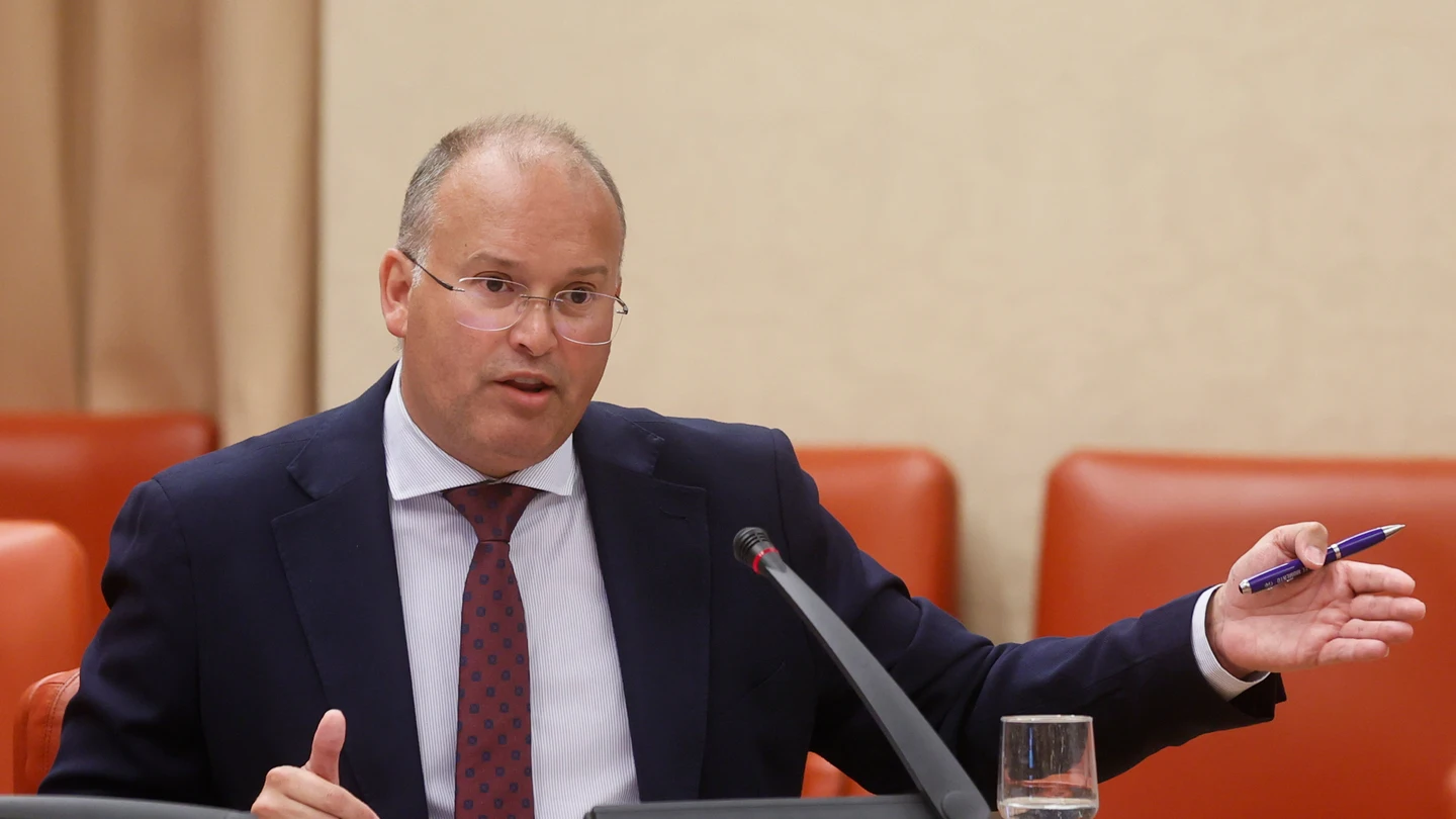 El PP y Vox no logran apoyos para que Sánchez comparezca en el Congreso sobre Venezuela El portavoz del PP, Miguel Tellado, durante la reunión de la Diputación Permanente celebrada este martes en el Congreso. EFE/Fernando Alvarado