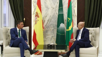 l presidente del Gobierno, Pedro Sánchez, se ha reunido con el presidente de la República Islámica de Mauritania, Mohamed Cheikh El Ghazouani