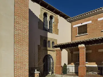 El Palacio de Pedro I de Castilla en Astudillo El Palacio de Pedro I de Castilla en Astudillo