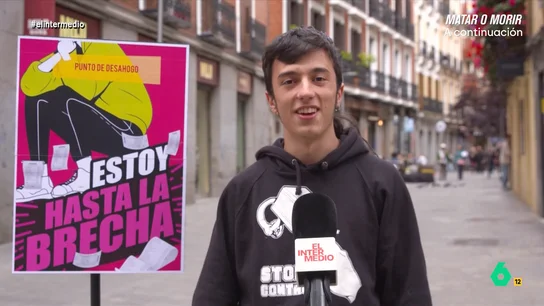 Un joven afirma que, debido al precio de la vivienda, "mis padres no se van a independizar de mí en la vida" "Con mi sueldo no puedo ni salir a cenar... ¿cómo me voy a comprar un piso?", sentencia un joven en el punto de desahogo instalado por El Intermedio al grito de 'Estoy hasta la brecha'.