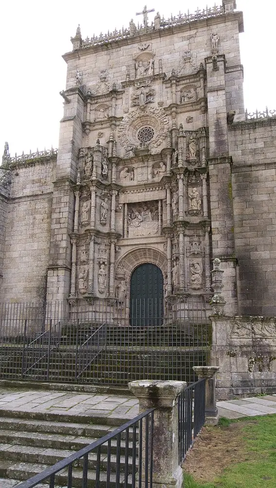 Real Basílica Santa María la Mayor de Pontevedra Real Basílica Santa María la Mayor de Pontevedra