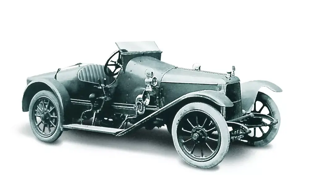 Pensar en encontrar un coche 100 años después parece misión imposible Pensar en encontrar un coche 100 años después parece misión imposible