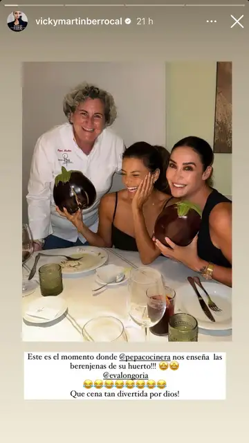 Eva Longoria y Vicky Martín Berrocal con Chef Pepa Muñoz Eva Longoria y Vicky Martín Berrocal con Chef Pepa Muñoz