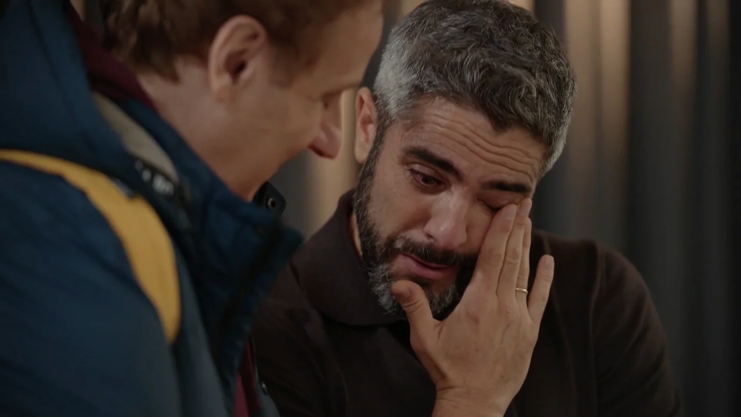 La llamada de atención del padre de Roberto Leal que cambió su vida: "Él no tenía otra opción, yo la tengo gracias a él" La llamada de atención del padre de Roberto Leal que cambió su vida: "Él no tenía otra opción, yo la tengo gracias a él"