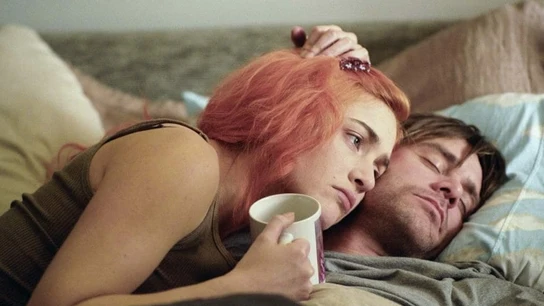 Fotograma de la película 'Olvídate de mí', estrenada en 2004 Fotograma de la película 'Olvídate de mí', estrenada en 2004