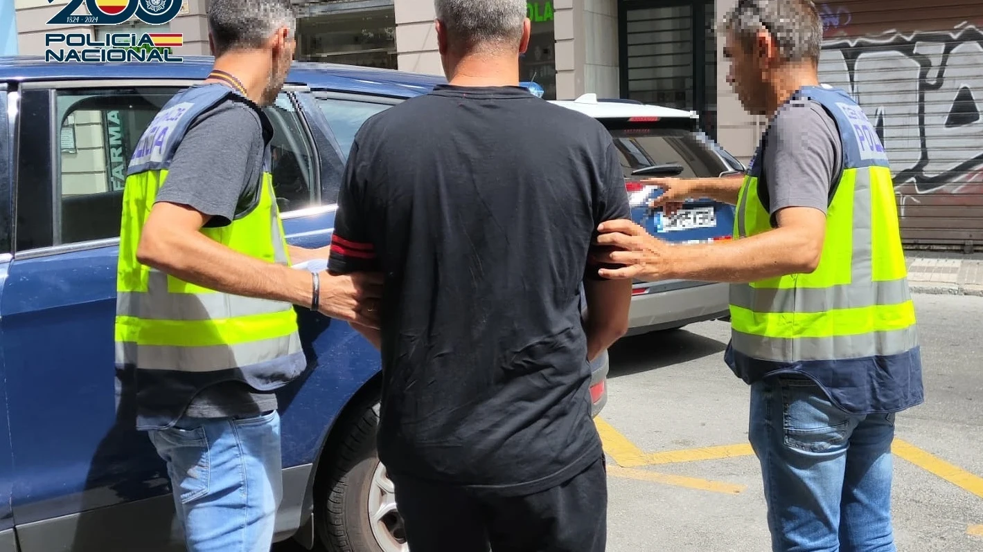 La Policía Nacional detiene en Málaga a un hombre, de 41 años, cuatro delitos de agresión sexual