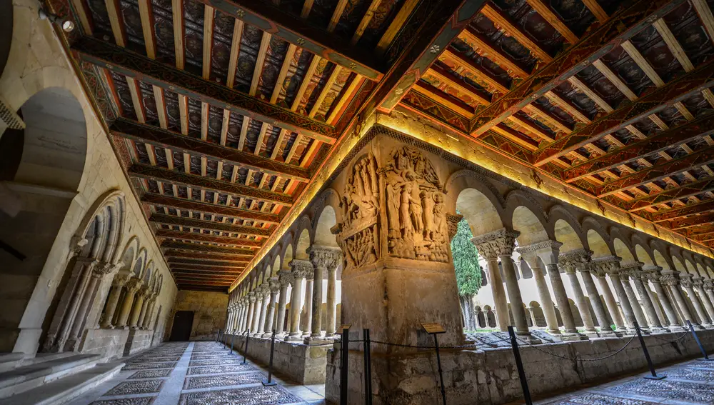 Claustro del Monasterio de Santo Domingo de Silos Claustro del Monasterio de Santo Domingo de Silos
