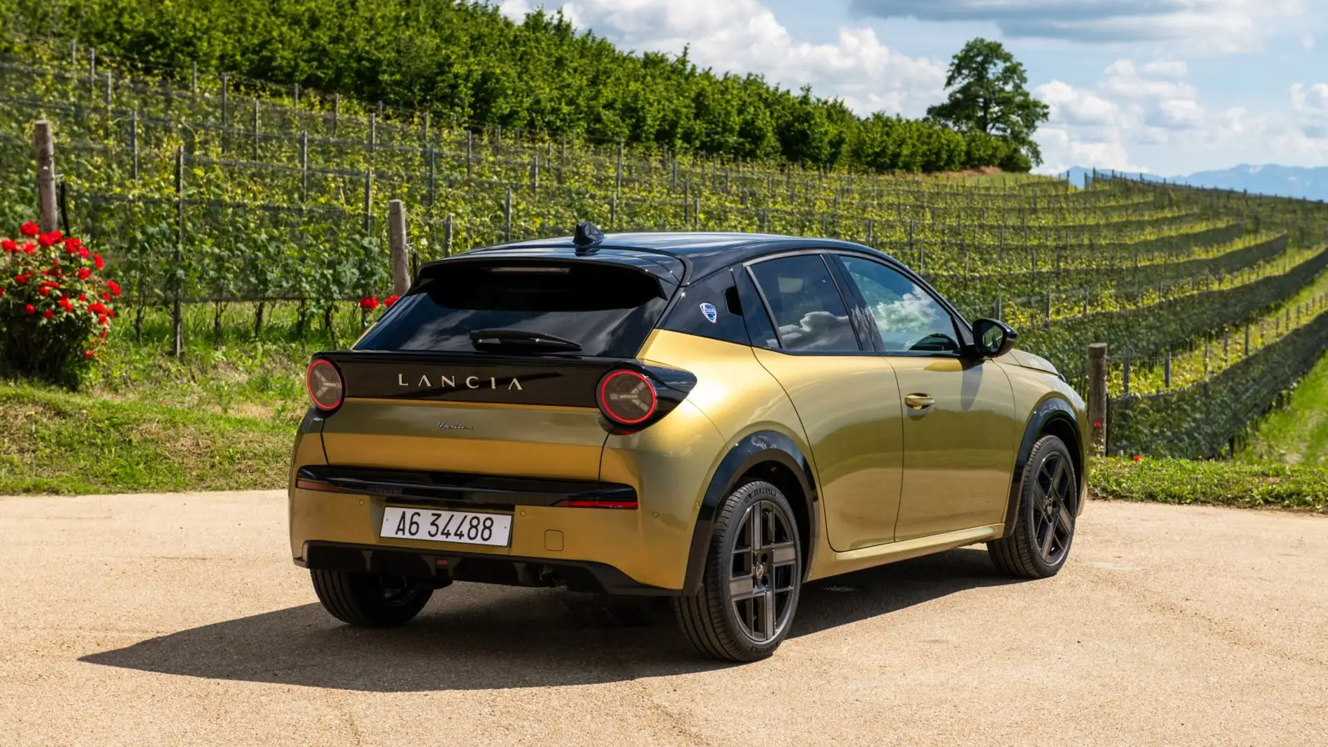 Lancia Ypsilon Lancia Ypsilon