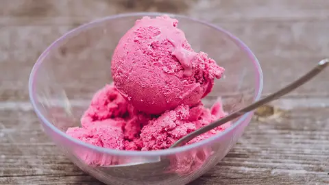 Un helado de fresa Un helado de fresa