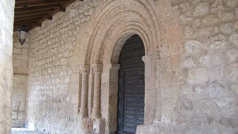 Iglesia de San Miguel de San Esteban de Gormaz (Soria) Iglesia de San Miguel de San Esteban de Gormaz (Soria)