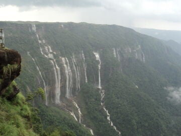 7 Sisters Falls