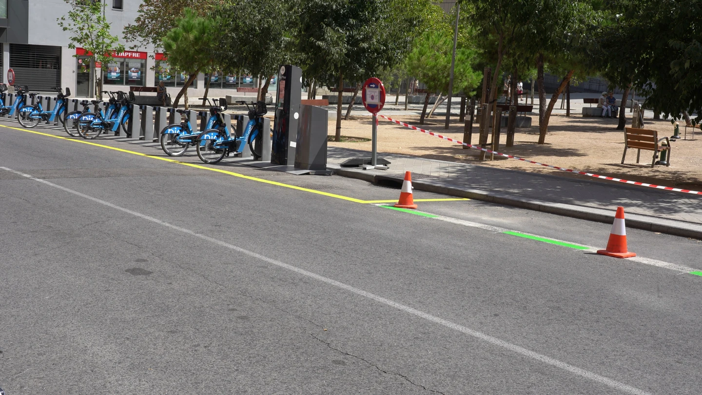 Las primeras líneas verdes de la zona SER llegan a Usera. Las primeras líneas verdes de la zona SER llegan a Usera.