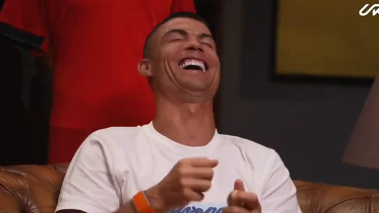 Cristiano Ronaldo imita a Leo Messi: "¡Qué mirás bobo!" Cristiano Ronaldo imita a Leo Messi: "¡Qué mirás bobo!"