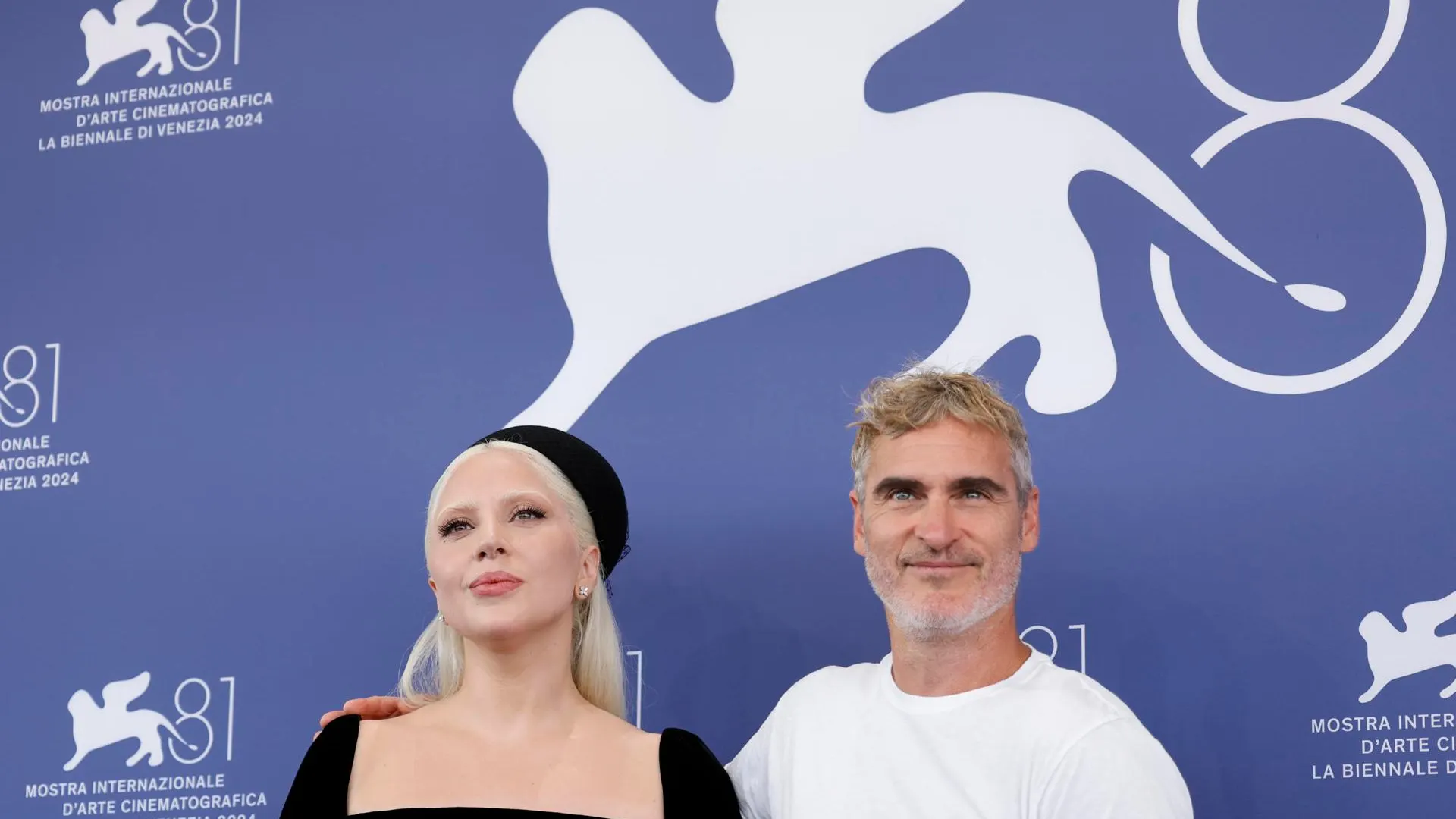 Lady Gaga y Joaquin Phoenix posan en la presentacion de 'Joker: Folie a Deux' en Venecia