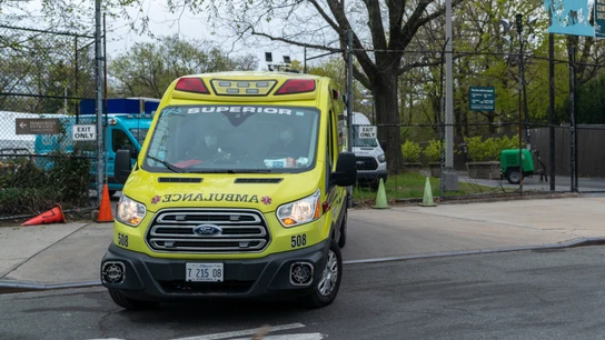 Imagen de archivo de una ambulancia en Estados Unidos Imagen de archivo de una ambulancia en Estados Unidos