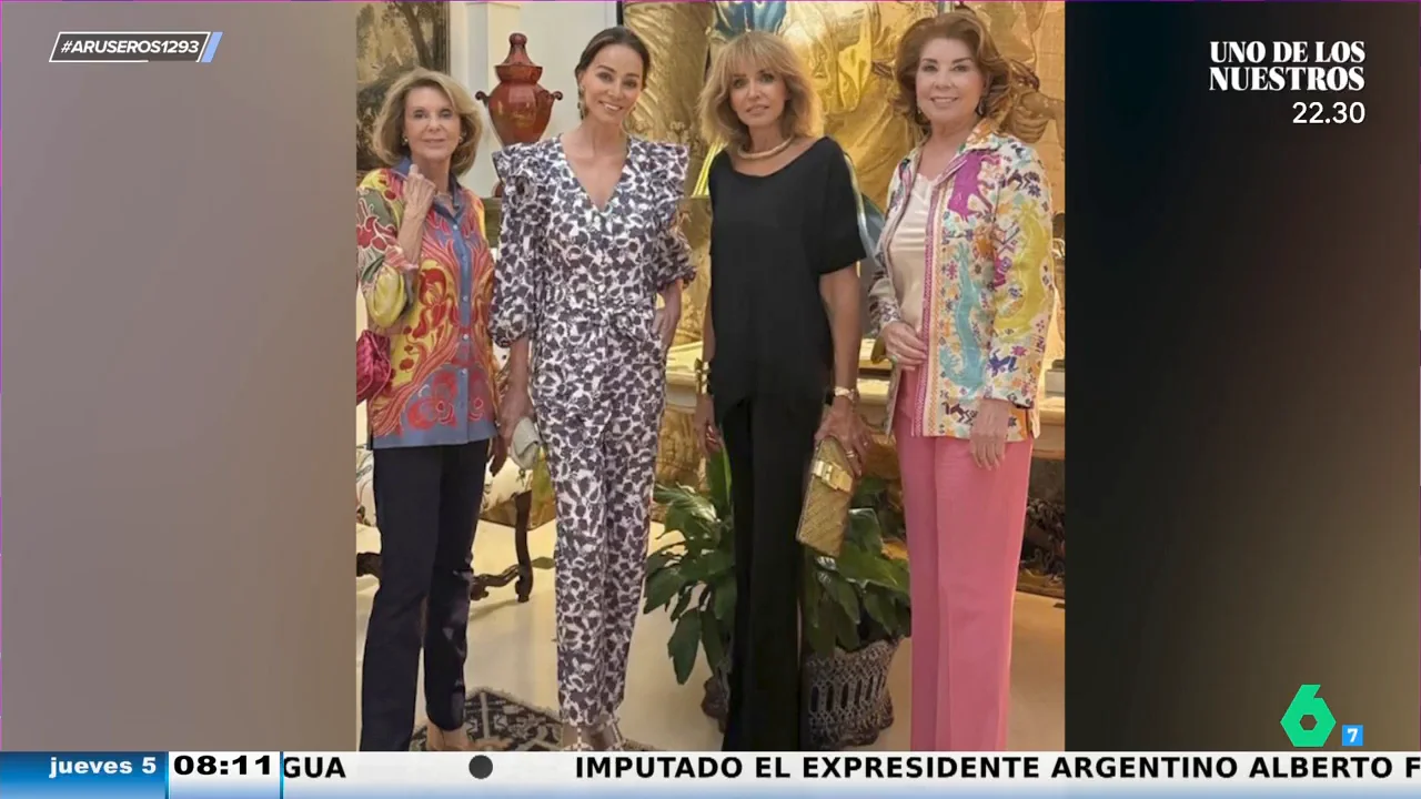 Alfonso Arús alucina con la foto de Isabel Preysler con amigas: "Parece que están ante un espejo deformante"