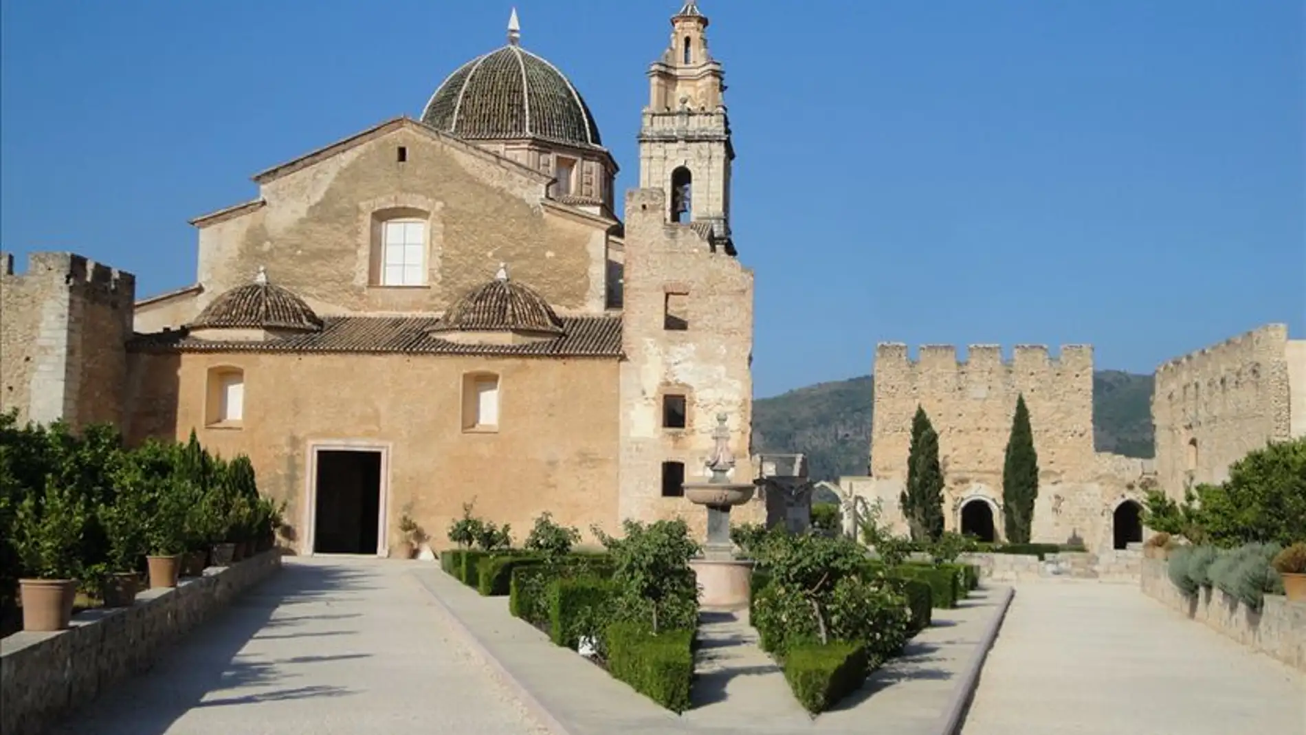 Real Monasterio de Santa María de la Valldigna Real Monasterio de Santa María de la Valldigna