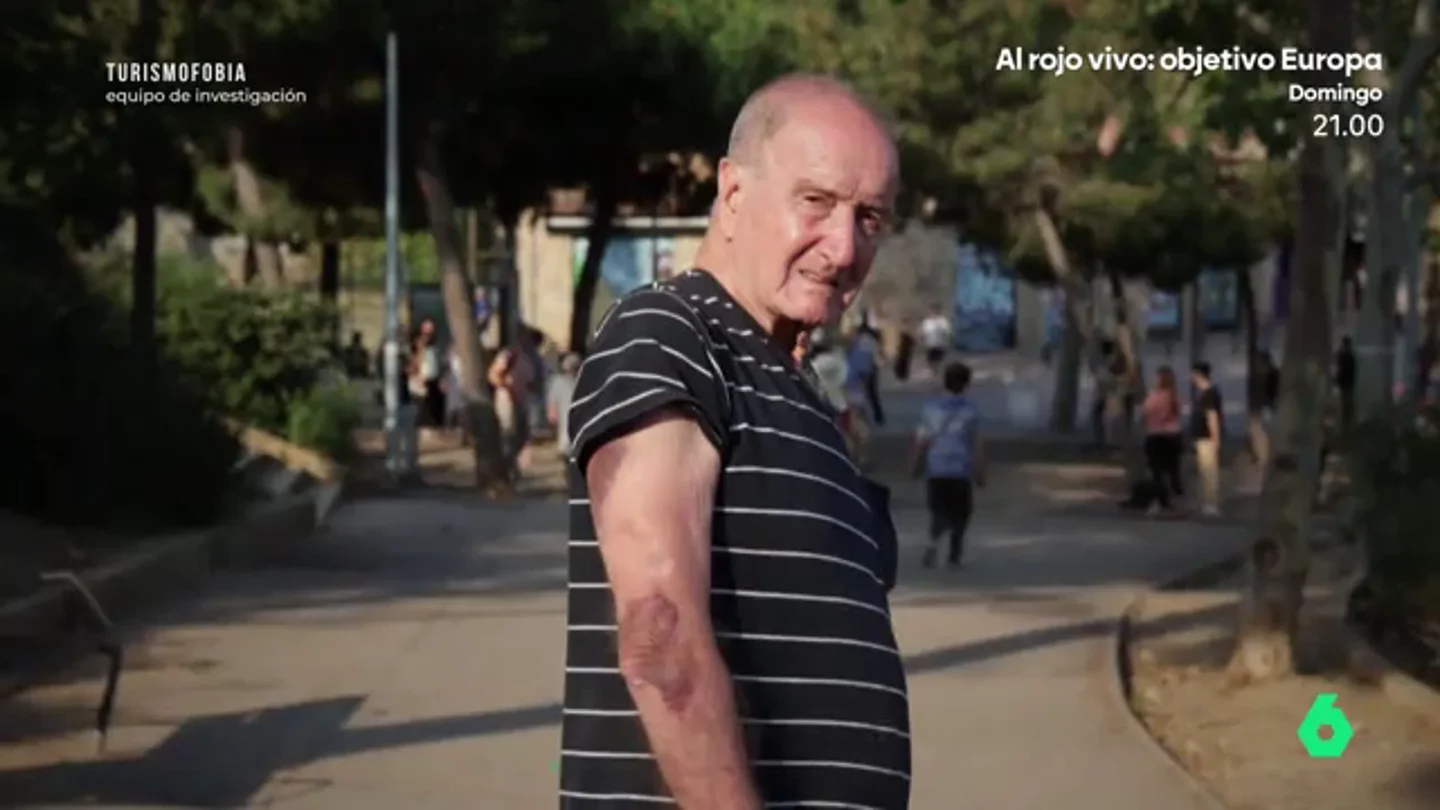 El relato de un vecino de Barcelona agredido por turistas: "Me dijo 'fuck you' y me metió un puñetazo" El relato de un vecino de Barcelona agredido por turistas: "Me dijo 'fuck you' y me metió un puñetazo"