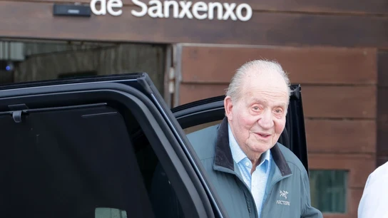 El rey Juan Carlos I en el Real Club Náutico de Sanxenxo, en una imagen de archivo El rey Juan Carlos I en el Real Club Náutico de Sanxenxo, en una imagen de archivo