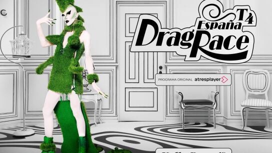 Kelly Passa!?, reina de Drag Race España 4.