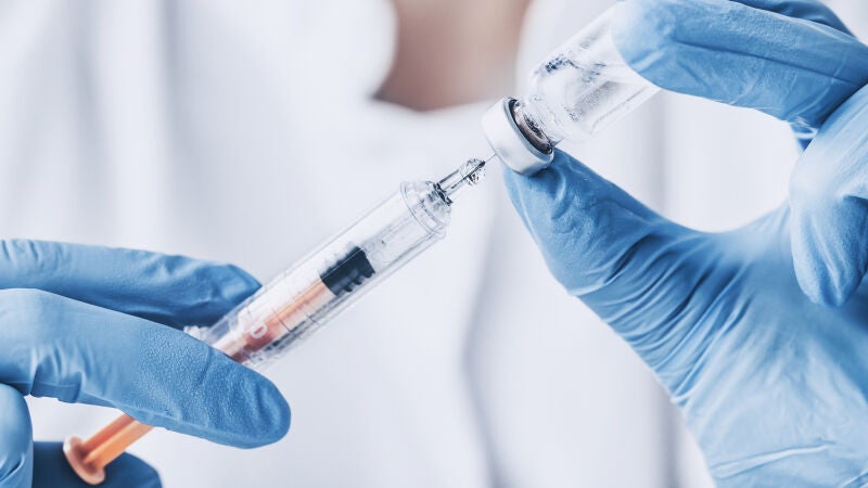 Diseñan una vacuna con mejor protección ante la gripe, que podría servir frente a la aviar