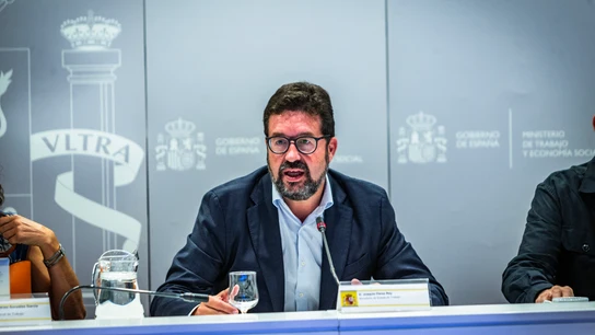 El secretario de Estado de Trabajo, Joaquín Pérez Rey, durante la reunión de diálogo social sobre reducción de jornada de este lunes, 9 de septiembre. El secretario de Estado de Trabajo, Joaquín Pérez Rey, durante la reunión de diálogo social sobre reducción de jornada de este lunes, 9 de septiembre.