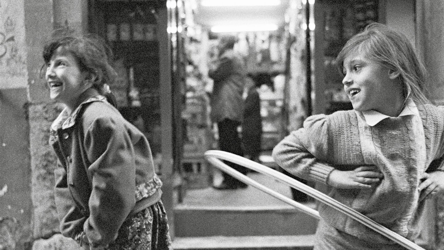 Detalle de la cubierta de 'La amiga estupenda&rsquo;, de Elena Ferrante