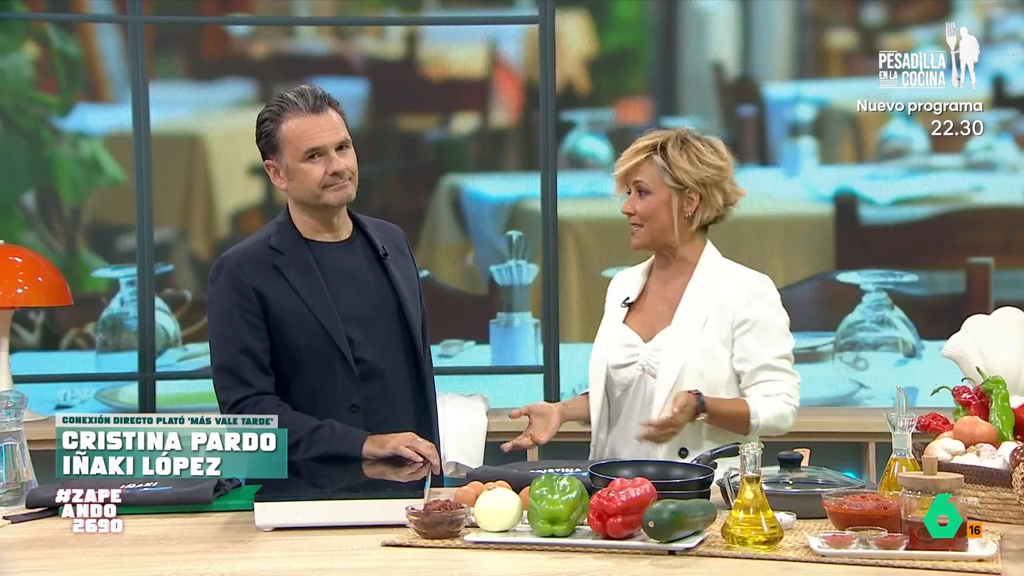 Cristina Pardo e Iñaki López cocinan pisto con huevo frito Iñaki López y Cristina Pardo adelantan a Dani Mateo el contenido de su sección donde son ellos los que cocinan, con la asesoría del chef con estrella Michelin, Carlos Maldonado, donde además responderán a las dudas culinarias de Ferreras.