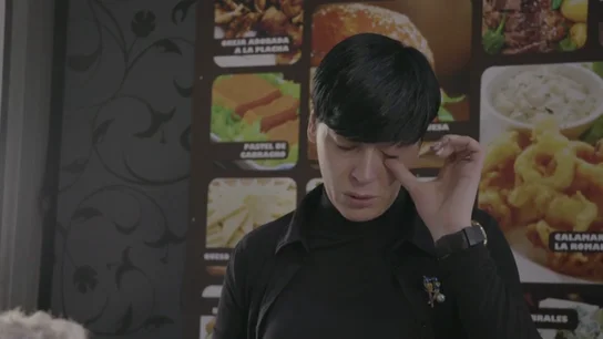 La dueña de la Taberna Danka llora por tirar la mala comida de sus cocineros: "A ellos solo les importa cobrar" La dueña de la Taberna Danka llora por tirar la mala comida de sus cocineros: "A ellos solo les importa cobrar"