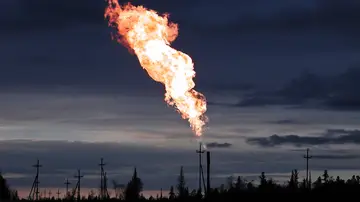 La quema de combustibles fósiles es una de las fuentes de emisión de metano La quema de combustibles fósiles es una de las fuentes de emisión de metano