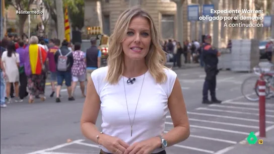 Los políticos catalanes 'huyen' de Andrea Ropero por la financiación singular: "Es nombrar la palabra y salir corriendo" Los políticos catalanes 'huyen' de Andrea Ropero por la financiación singular: "Es nombrar la palabra y salir corriendo"