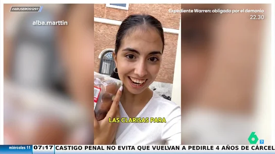 Una novia lleva una docena de huevos al convento de las Clarisas para pedir que no llueva y cumplen su deseo Una novia lleva una docena de huevos al convento de las Clarisas para pedir que no llueva y cumplen su deseo