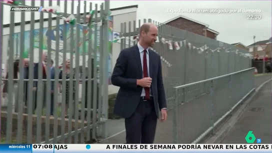 El príncipe Guillermo, tras el anuncio de que Kate Middleton está "libre de cáncer": "Queda un largo camino" El príncipe Guillermo, tras el anuncio de que Kate Middleton está "libre de cáncer": "Queda un largo camino"