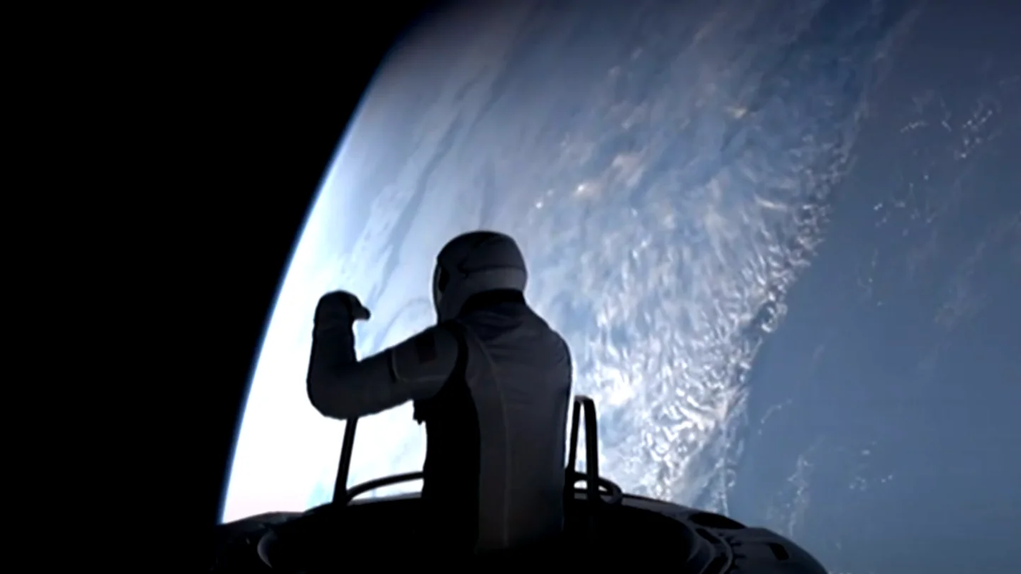 Los tripulantes del Space X salen al espacio exterior en la misión 'Polaris Dawn'. Los tripulantes del Space X salen al espacio exterior en la misión 'Polaris Dawn'.