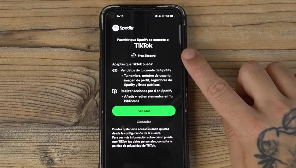 Cómo añadir las canciones de TikTok que más te gustan a tu lista de Spotify Cómo añadir las canciones de TikTok que más te gustan a tu lista de Spotify