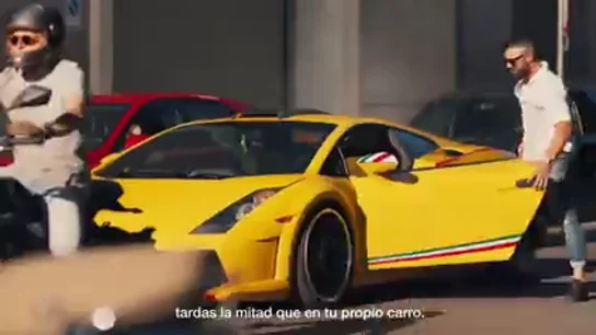Así es el nuevo anuncio del Ministerio de Transportes que promueve el uso del metro y autobús: "Si lo haces en lambo, quizás te retrases" Así es el nuevo anuncio del Ministerio de Transportes que promueve el uso del metro y autobús: "Si lo haces en lambo, quizás te retrases"