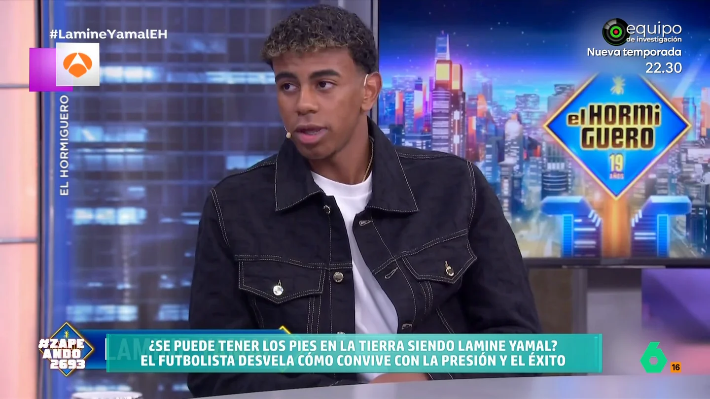 La 'confesión' de Lamine Yamal en 'El Hormiguero': "Mi madre manda a mi representante" El joven ha conseguido que su fama se multiplique gracias a su buen hacer en la Eurocopa pero tanto el Fútbol Club Barcelona como su familia están ayudando a que todo ese éxito no se le suba a la cabeza.