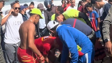 El cuerpo de una joven marroquí, hallado sin vida en una playa de Fnidek