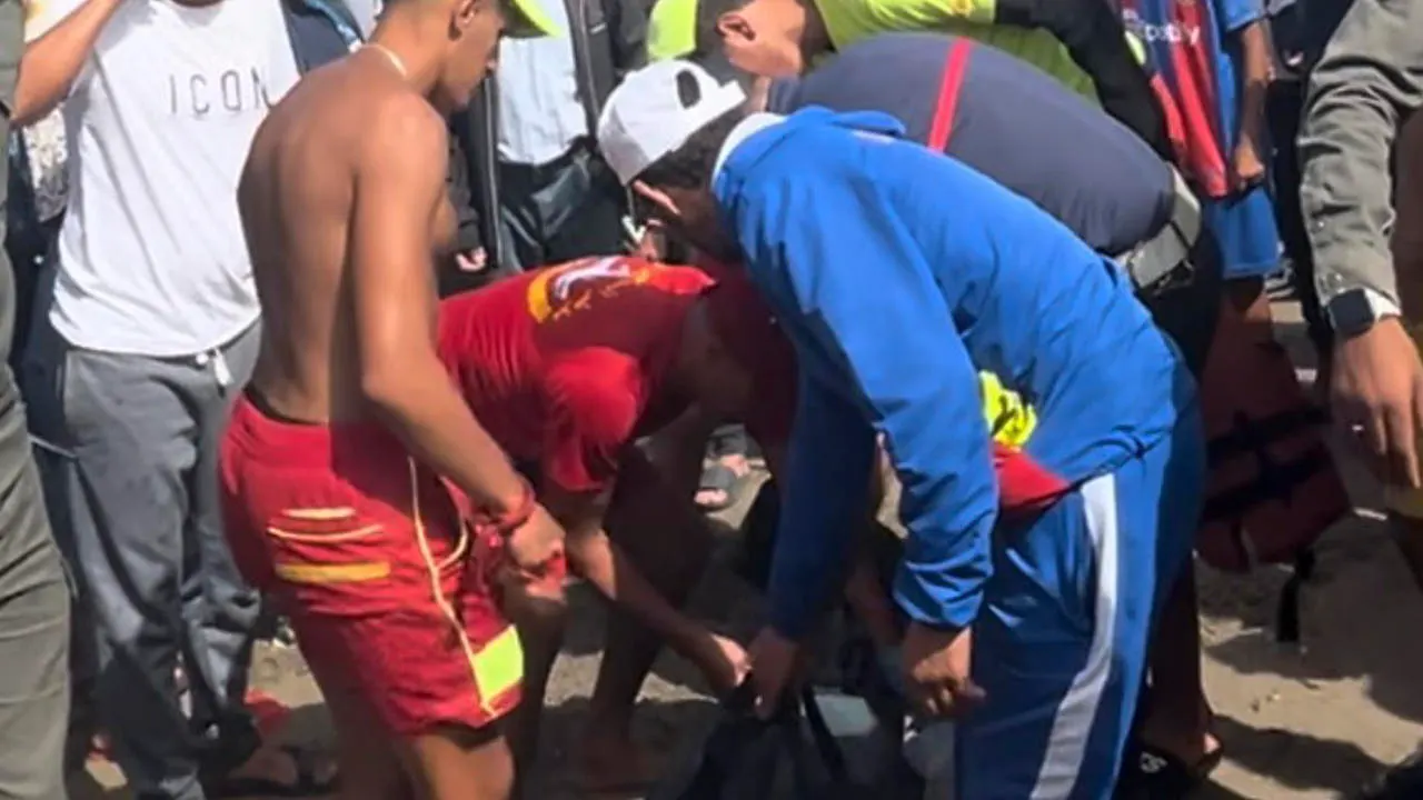 El cuerpo de una joven marroquí, hallado sin vida en una playa de Fnidek