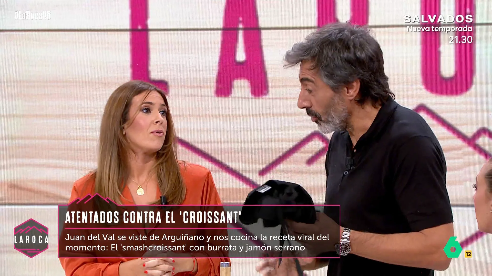 Juan del Val se niega a ponerse un delantal para cocinar la receta viral del 'smashcroissant' en La Roca