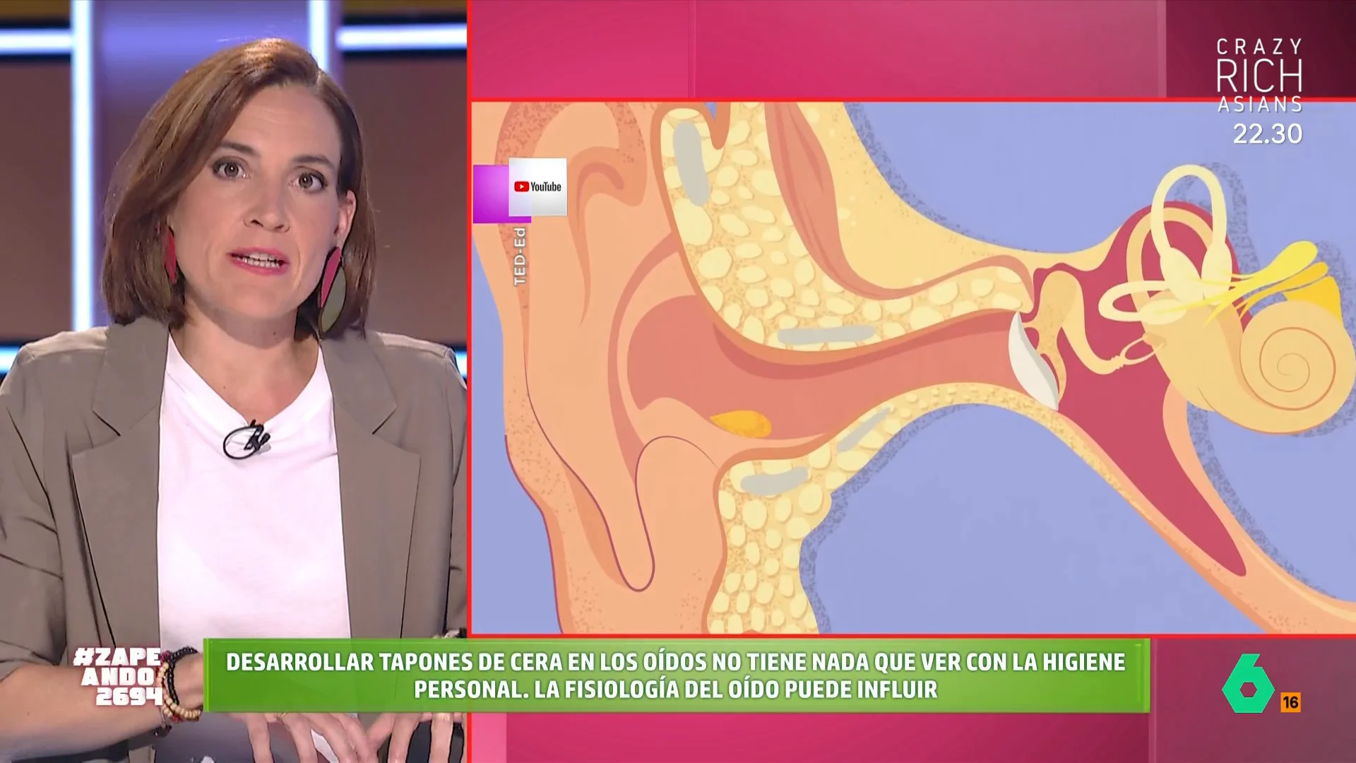 La farmacéutica expone que la cera evita la humedad, es bactericida y sirve como hidratante para mantener el oído en perfecto estado. Además, tampoco recomienda el uso de bastoncillos. 