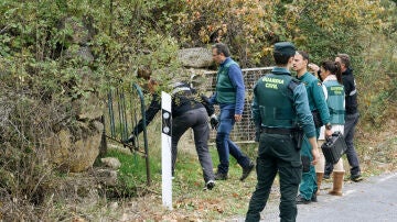 Imagen de archivo de la Guardia Civil durante un registro en Ávila en la finca en la que fueron hallados restos de Juana Canal